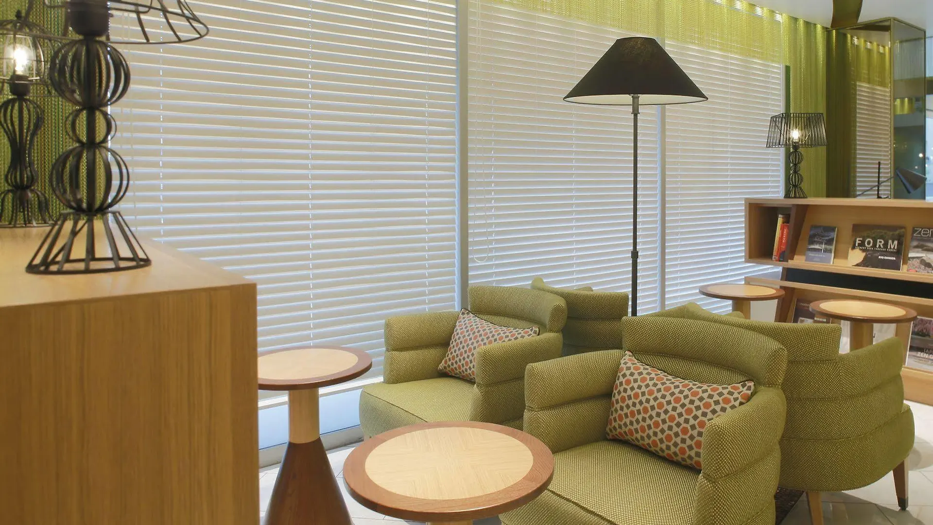Kyoto Tower Hotel Annex 4*,